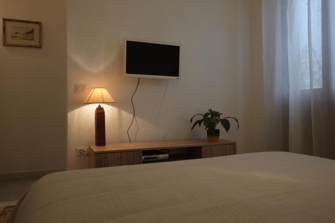 Villa Serra B&B Iun E6769 Οριστάνο Εξωτερικό φωτογραφία
